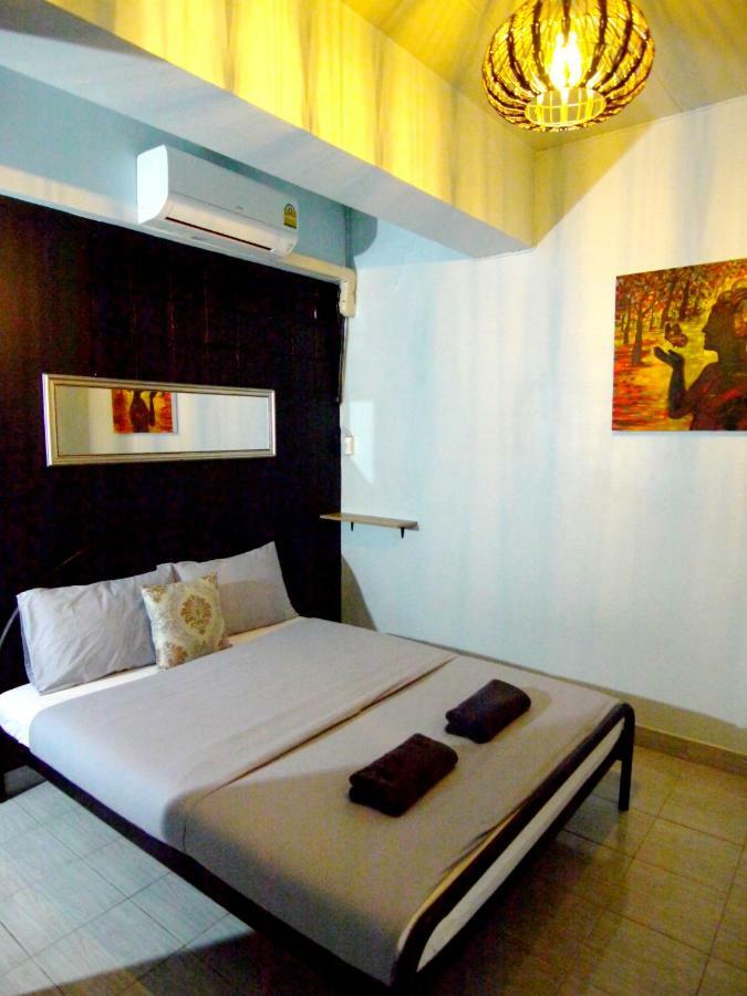 Mam'S House Khaosan Hotel Bangkok Bagian luar foto